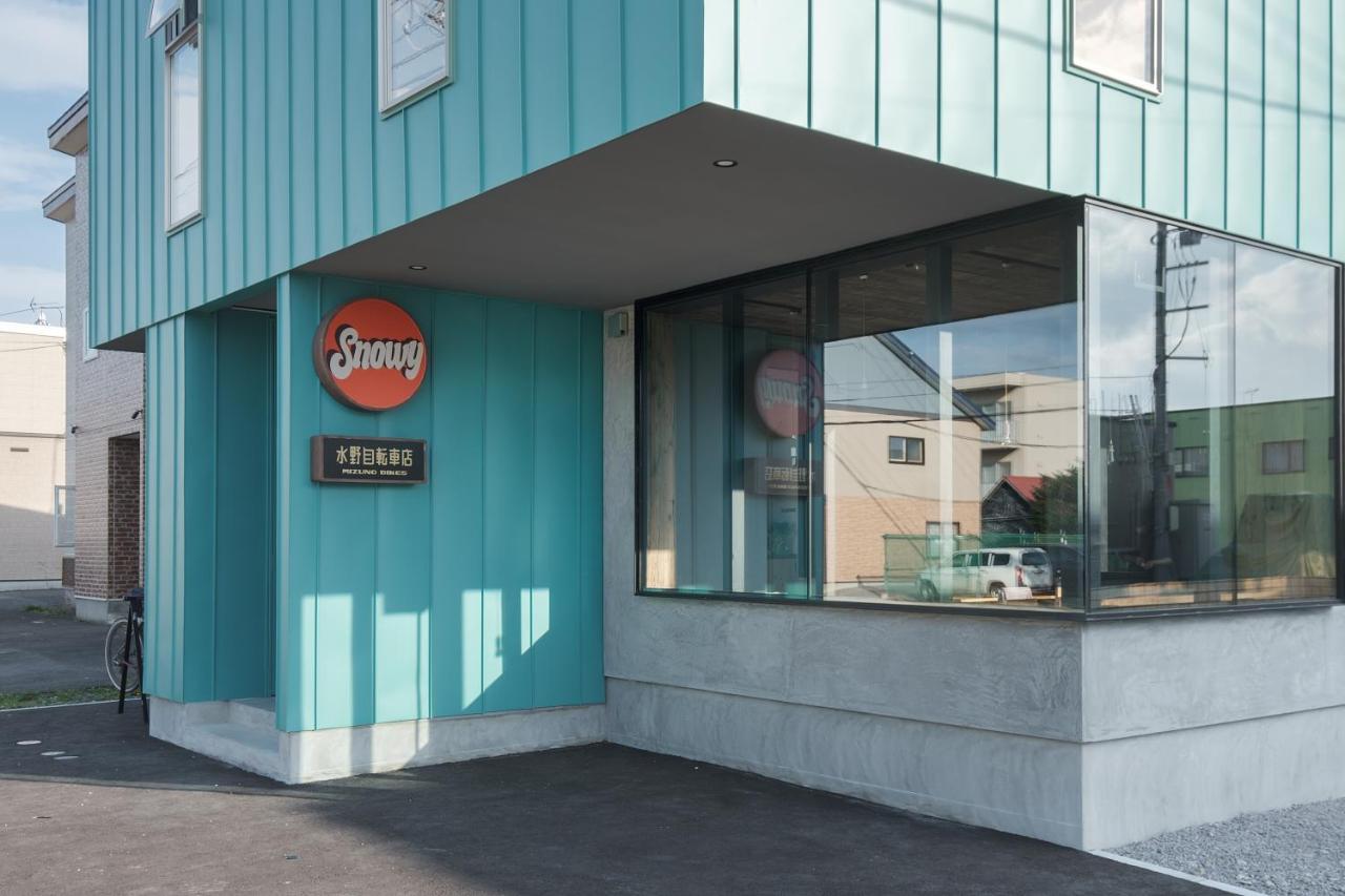 Hotel Tbox Kutčan Exteriér fotografie