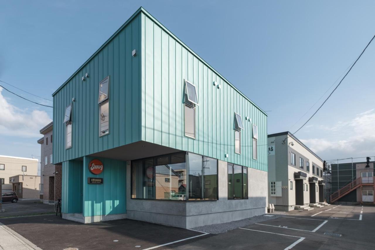 Hotel Tbox Kutčan Exteriér fotografie