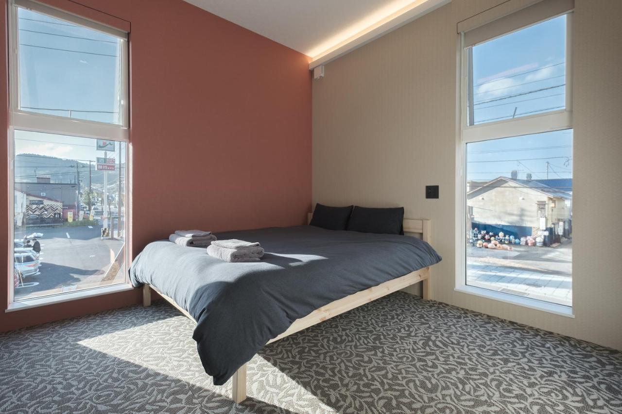Hotel Tbox Kutčan Exteriér fotografie