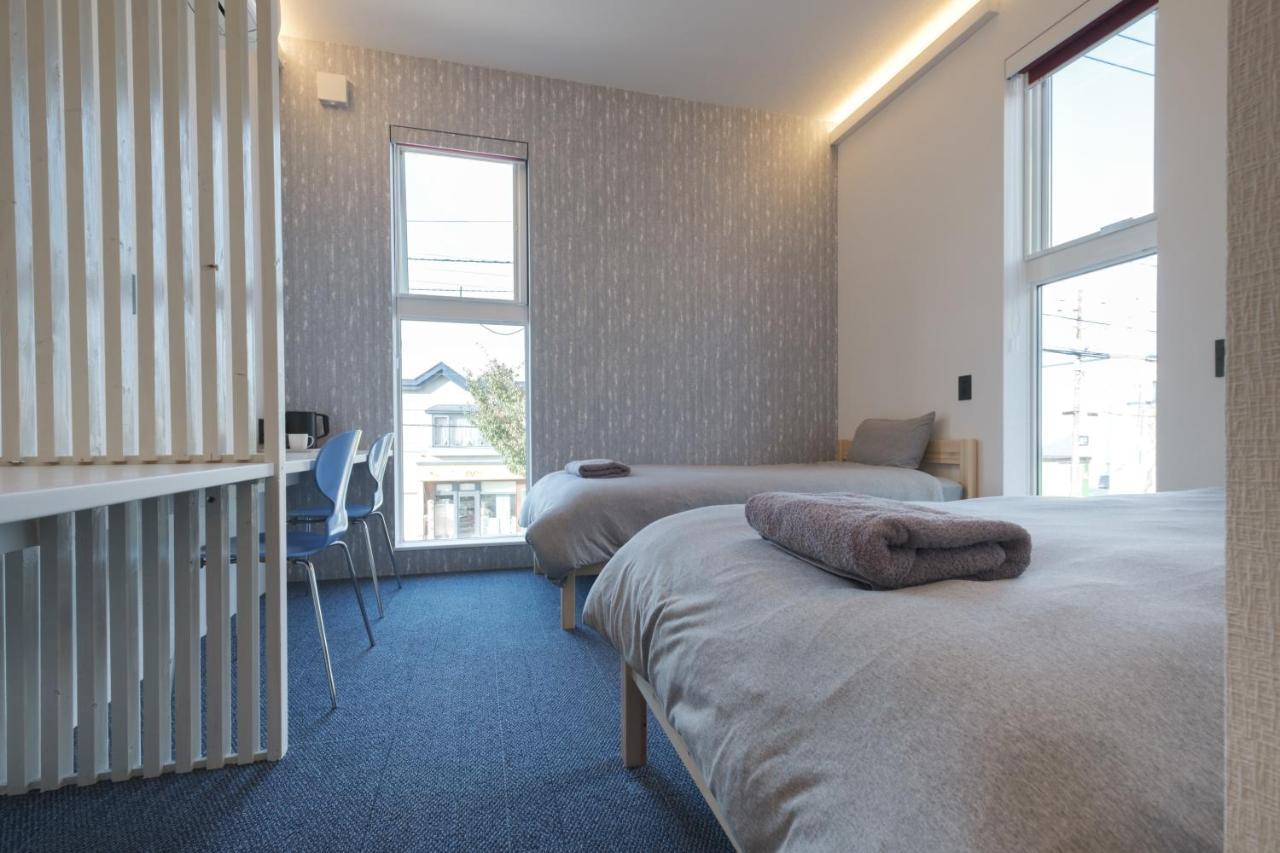 Hotel Tbox Kutčan Exteriér fotografie